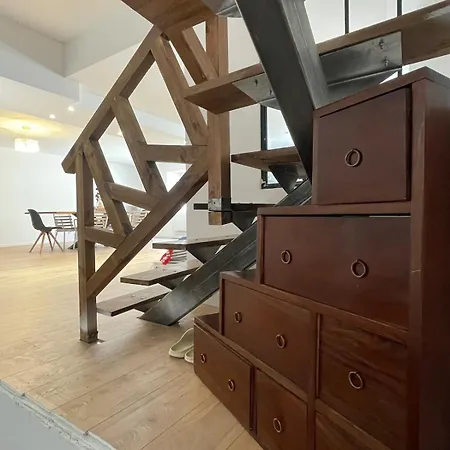 Grande Maison De Groupe Au Centre De Avec Billiard Et Garages Privés Toul